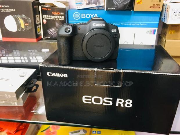 Canon EOS R8 - Compact Powerhouse for Every Adventure · Photo 1