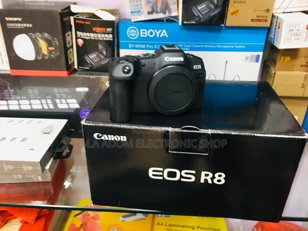 Canon EOS R8 - Your All-in-One Creative Tool · Photo 1