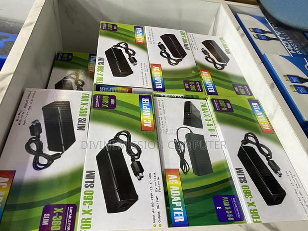 Xbox 360 SLIM Power Adapter,12v-10.83A.5vsb-1a.135w · Photo 5