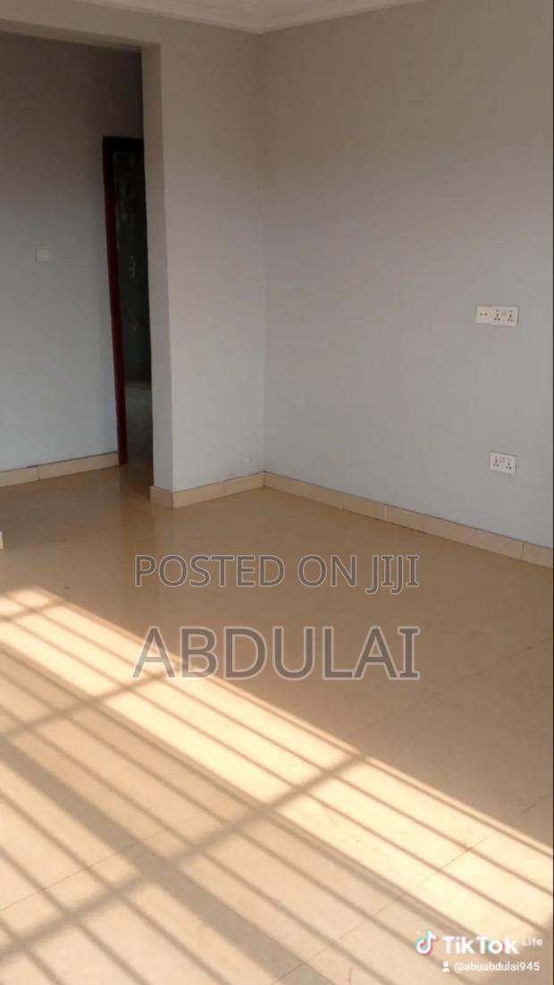 2 Bedroom Apartment Dome K Boat · Photo 3