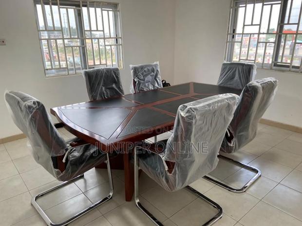 Conference Table Couton King · Photo 1