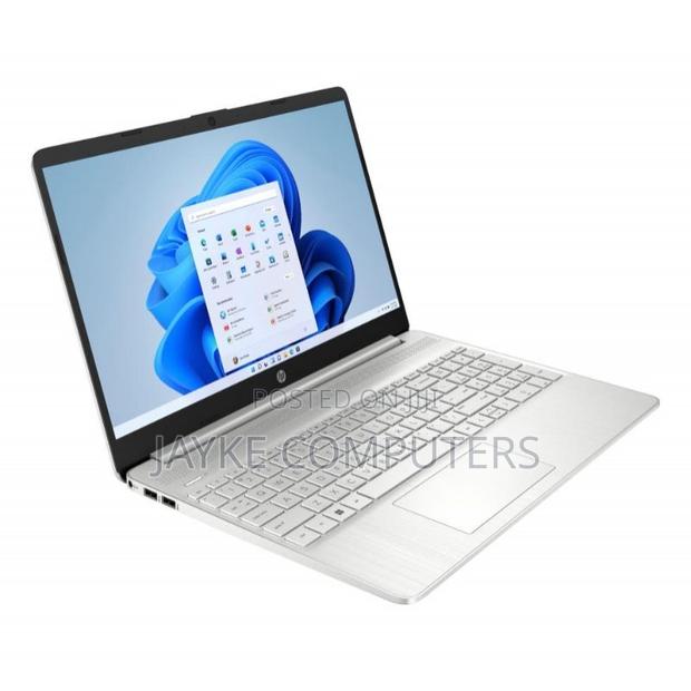 New Laptop HP 14S 12GB Intel Core I7 SSD 512GB · Photo 3