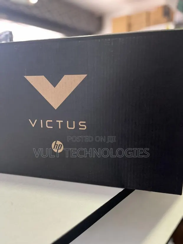 New Laptop HP Victus 15 16GB Intel Core i7 SSD 1T · Photo 1