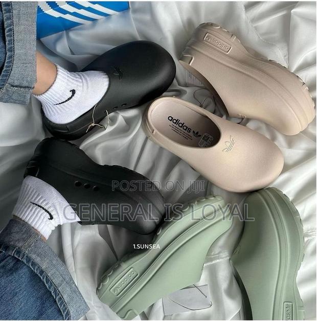 Addidas Halfshoe · Photo 1