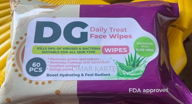 Daily Treat Face Wipes · Photo 1