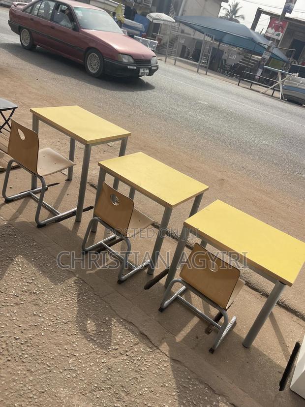 Study/ School Table and Chair · Photo 8