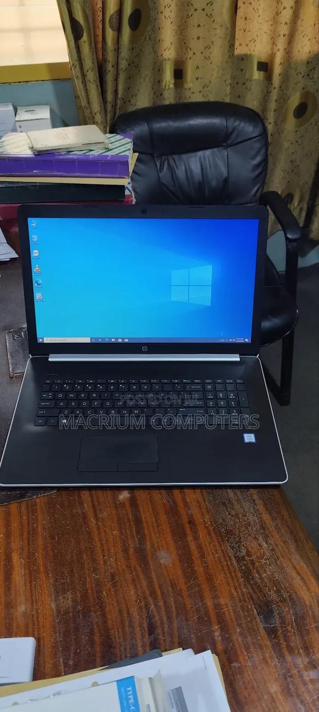 Laptop HP 17-3000 8GB Intel Core i5 HDD 1T · Photo 4