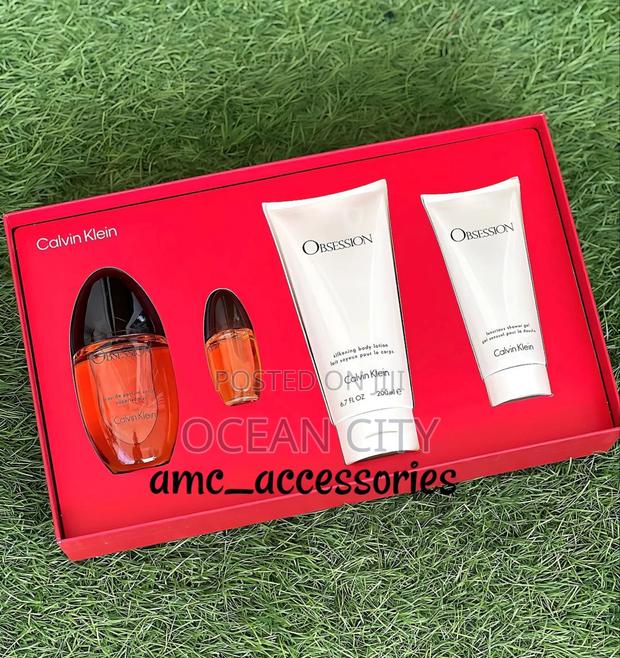 Calvin Kliein Perfume Collec · Photo 4