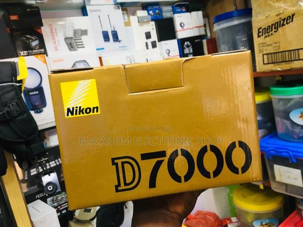Nikon D7000 DSLR Unleash Your Inner Photographer · Photo 1
