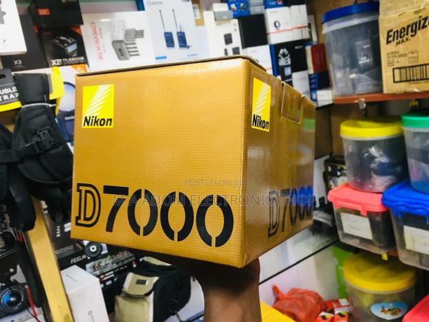 Nikon D7000 DSLR Your Creative Journey Begins · Photo 1