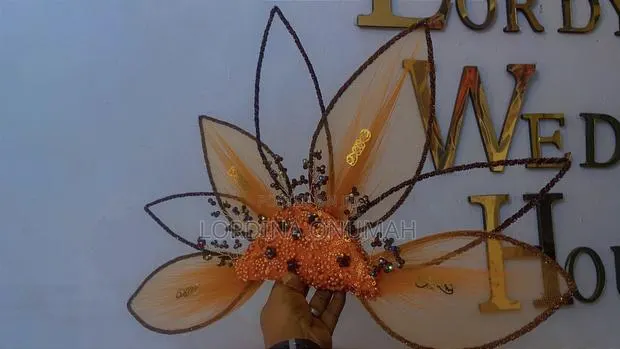 Bridal Fan · Photo 1