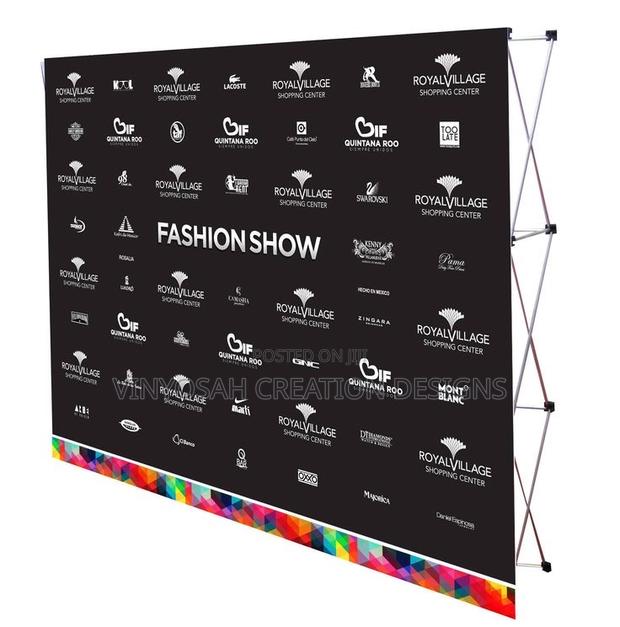 Foldable Backdrop Machine With Print · Photo 4