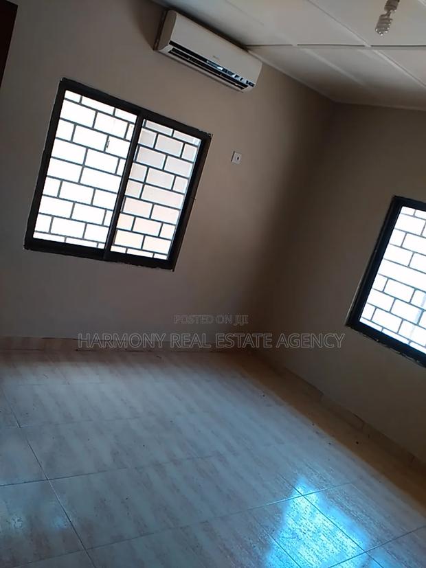 4bdrm House in Kotobabi for rent · Photo 5