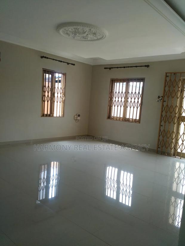 4bdrm House in Accra New Town for rent · Photo 6