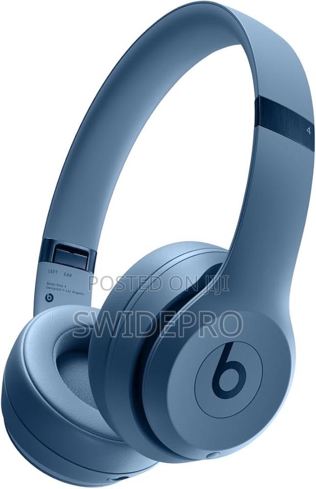 Beats Solo 4 Headset · Photo 1