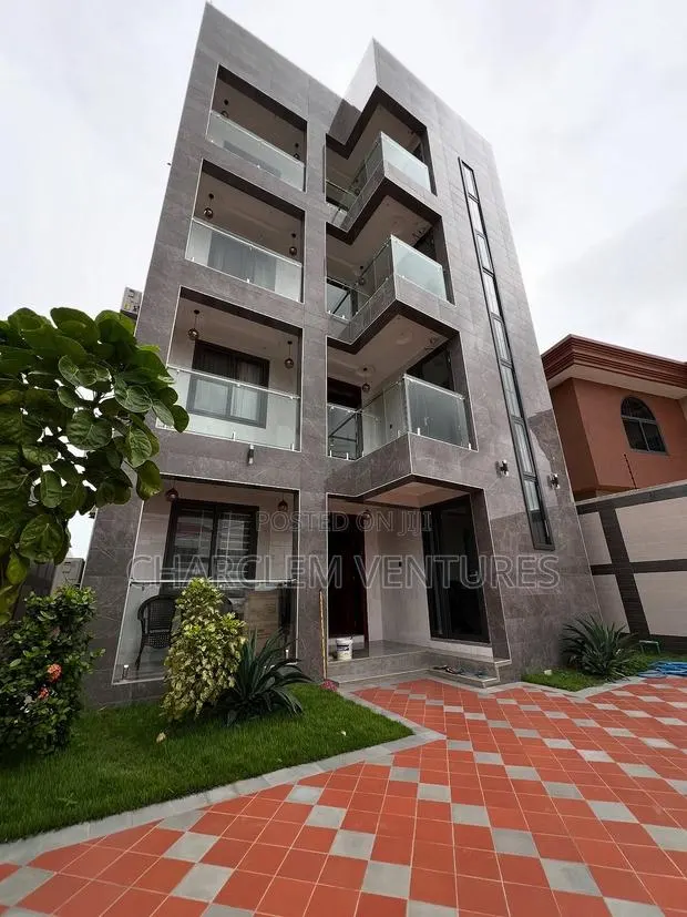 Furnished 3bdrm Apartment in Charclem Ventures, Accra Metropolitan · Photo 1