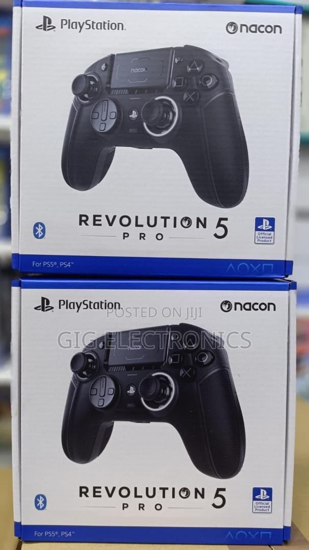 NACON Revolution 5 Pro Officially Licensed Playstation 5 · Photo 2