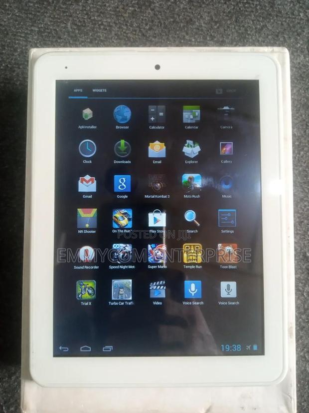 Tablet 8 GB · Photo 1