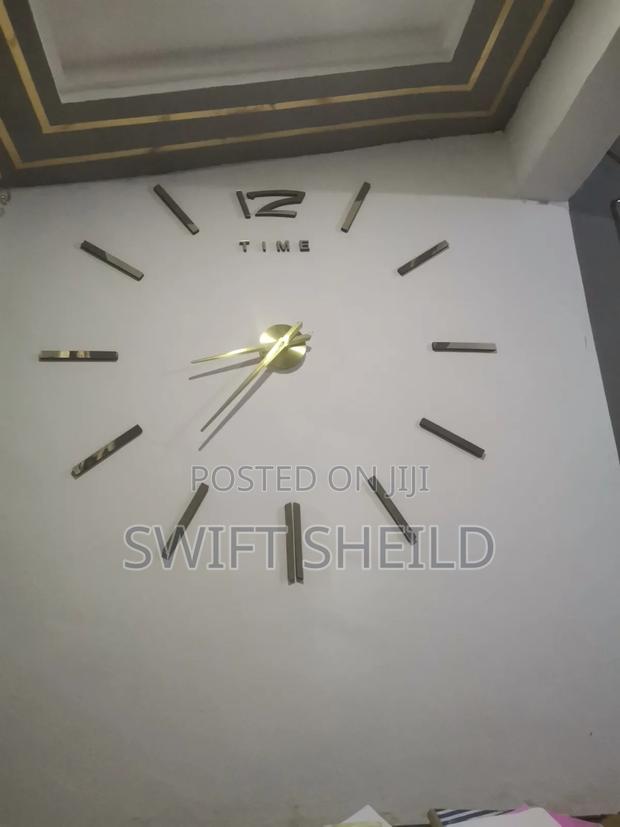 3d Wall Clock Largest Diameter 120cm Live Picture · Photo 1