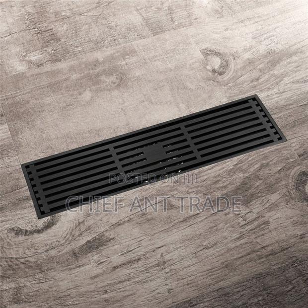 Black Floor Drainer. 40cm DLT-40 · Photo 3