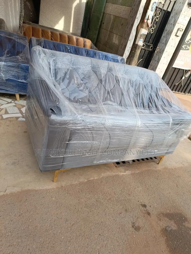 Sweet Gray 2in1 Sofa With Golden Metal Legs. Free Delivery · Photo 1
