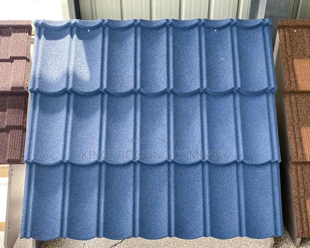 Bond Roof Tiles · Photo 2