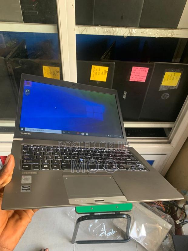 Laptop Toshiba Z30 8GB Intel Core I7 SSD 256GB · Photo 3