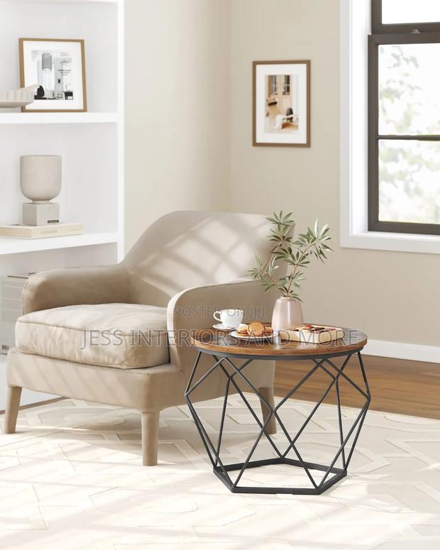 Side Tables (Set of 2) · Photo 3