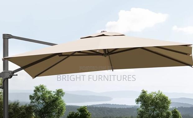 Rotational Patio Canopy · Photo 1