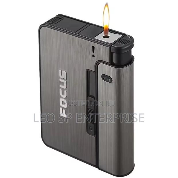 Metal Case Cigarette Holder With Lighter Holder · Photo 4