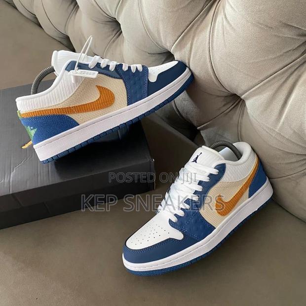 Air Jordan 1 Low Se Multi-Texture · Photo 2