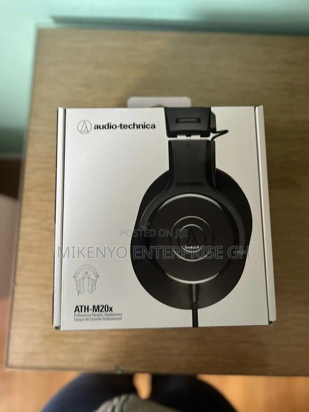 Audio-Technica Ath-M20x Closedback Studio Headphone · Photo 1
