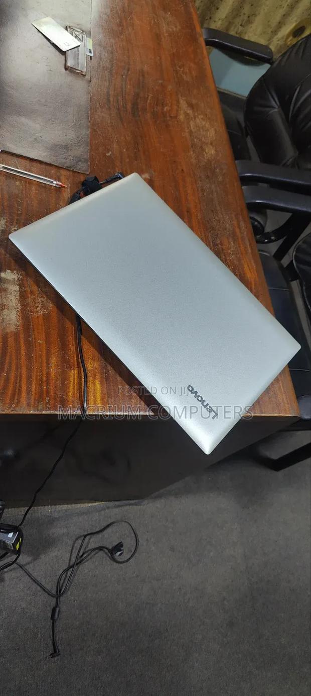 Laptop Lenovo IdeaPad 130 8GB AMD A6 HDD 1T · Photo 2