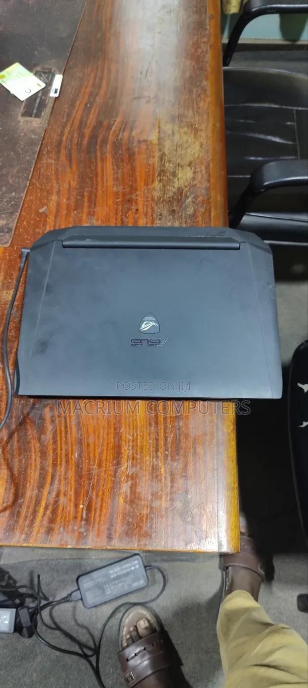 Laptop Asus G46VW 8GB Intel Core i5 HDD 1T · Photo 2