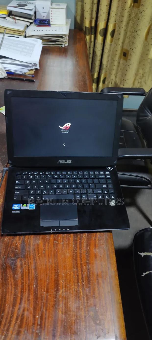 Laptop Asus G46VW 8GB Intel Core i5 HDD 1T · Photo 4