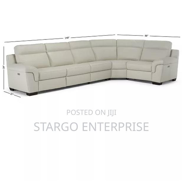 Julius II 5-Pc. Leather Sectional Sofa · Photo 5