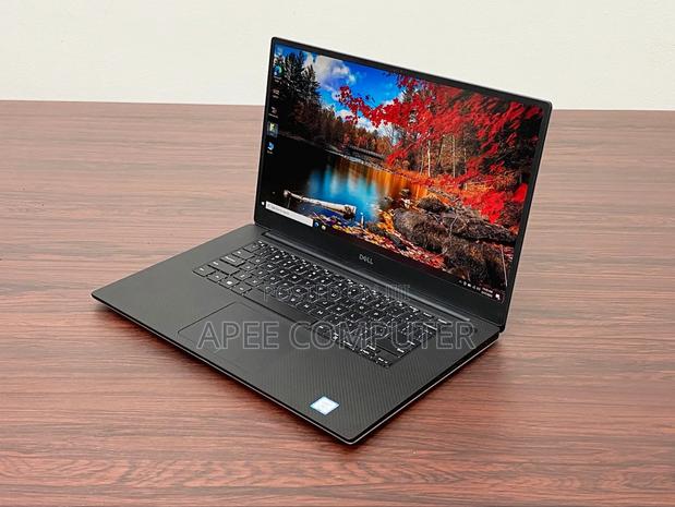 Laptop Dell Precision 5540 32GB Intel Core I7 SSD 1T · Photo 2