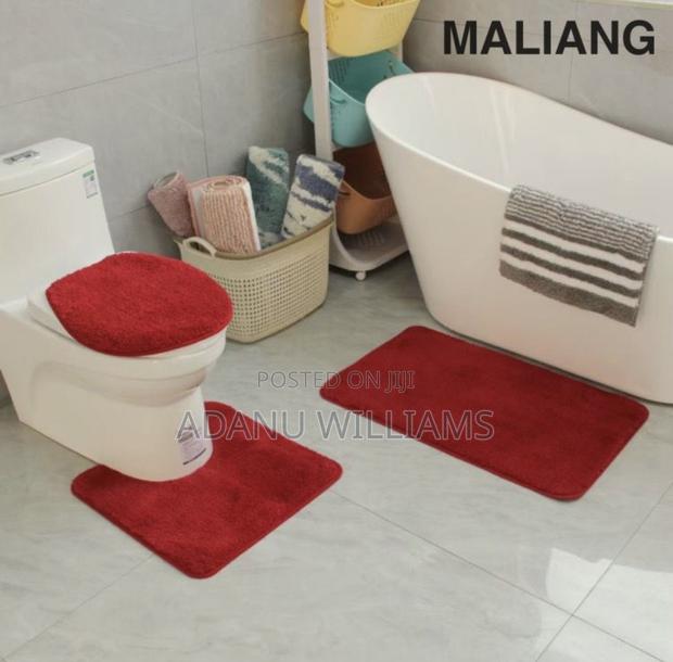 3pcs Anti Slippery Toilet Set ( Comes in Diff Colors) · Photo 1