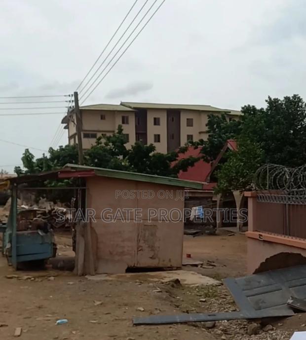 Property for Hostel at Ayeduase ( KNUST) Health Science SCH · Photo 2