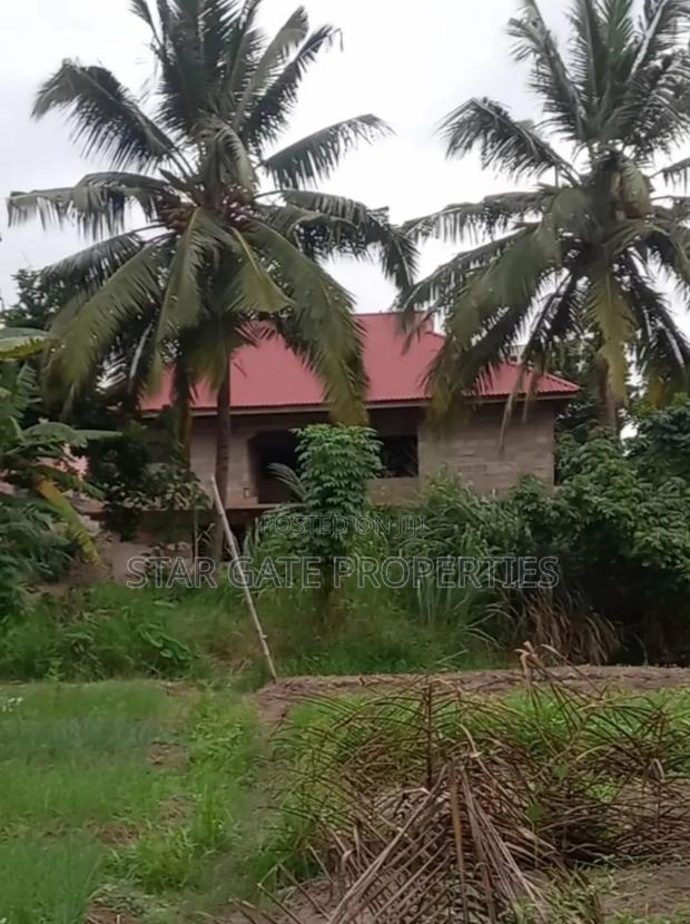 Property for Hostel at Ayeduase ( KNUST) Health Science SCH · Photo 3