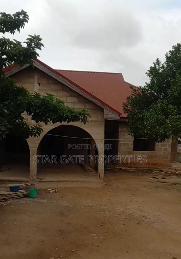 Property for Hostel at Ayeduase ( KNUST) Health Science SCH · Photo 6