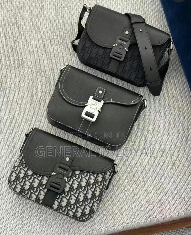 Dior Sidebag / 3 Colors · Photo 3