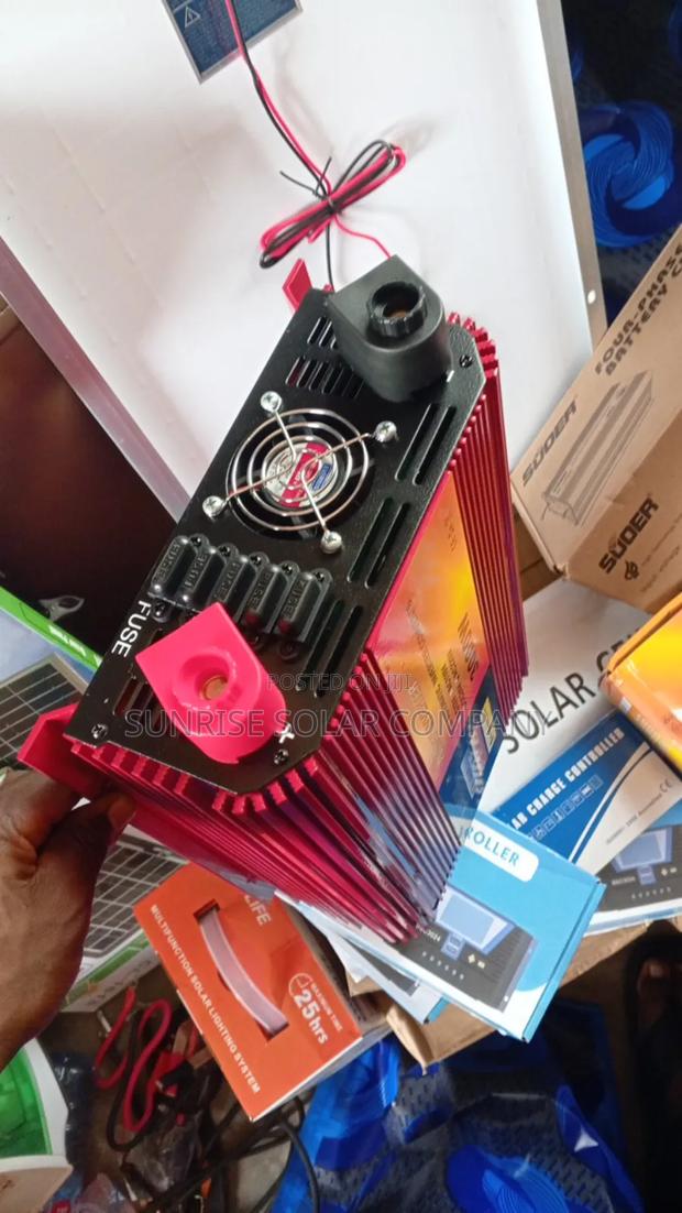 Solar Power Inverter 3000w 24v · Photo 1