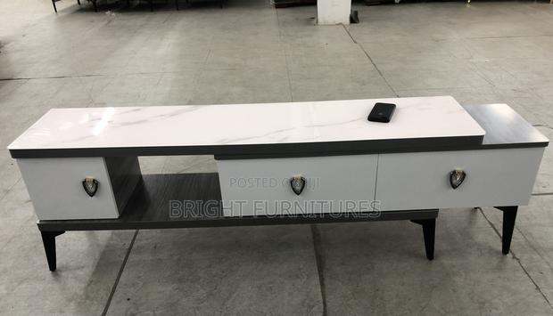 Foreign TV Stand With Drowners · Photo 5