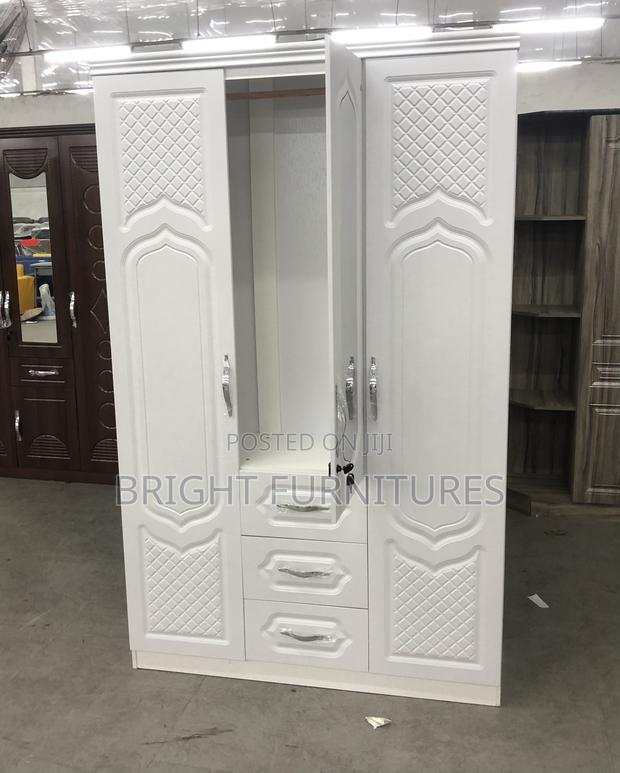 Imported Three Doors Wardrobe With Mirror and Drowners · Photo 2