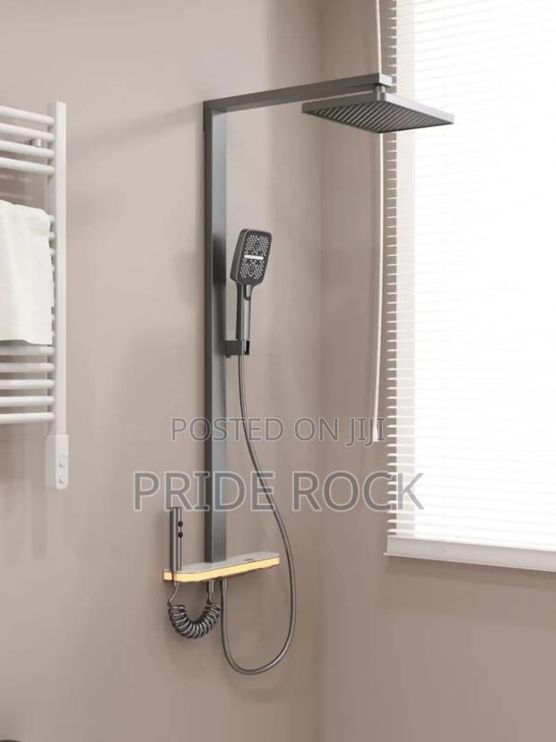 Shower Pole, Piano Shower, Thermostatic · Photo 1