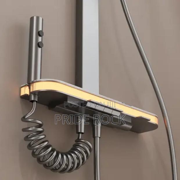 Shower Pole, Piano Shower, Thermostatic · Photo 3