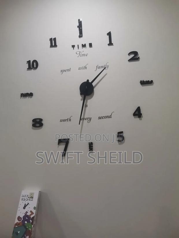 3d Wall Clock Orignal With Time Spent With Family D3sign · Photo 1