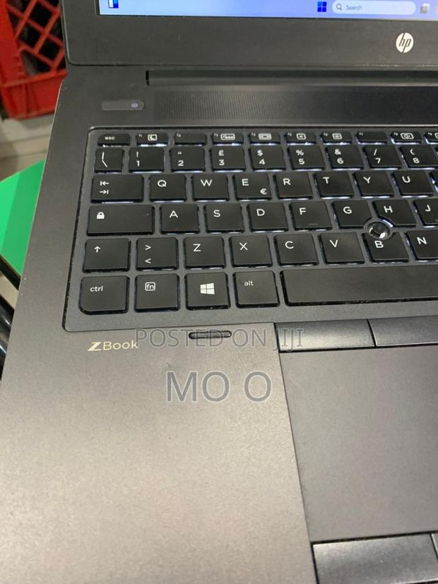 Laptop HP ZBook 15 G3 16GB Intel Core I7 SSD 512GB · Photo 4