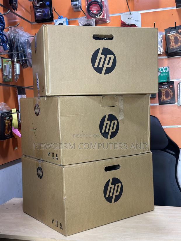 New Desktop Computer HP 280 G8 8GB AMD Ryzen 5 HDD+SSD 1T · Photo 1